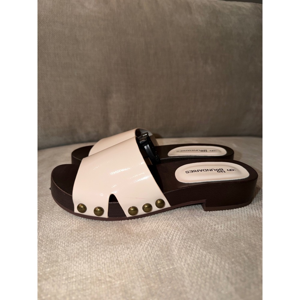 Women sandals size 6 wooden clog